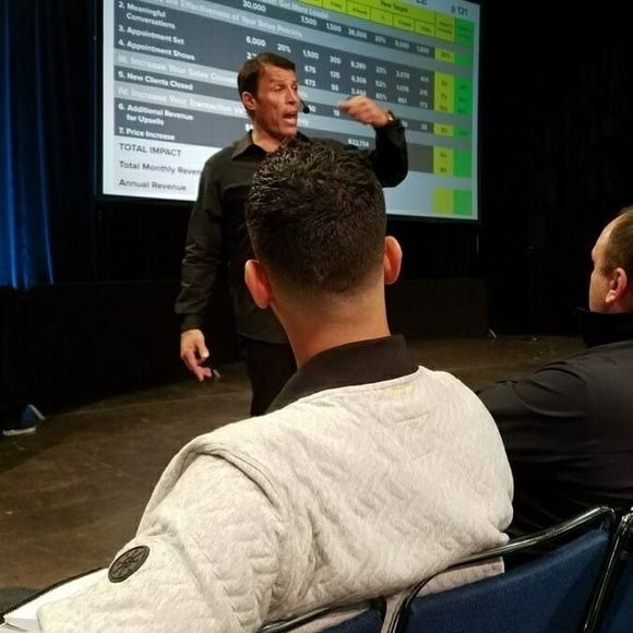 Meet your Posher, Rodrigo - Picture 1 of 1